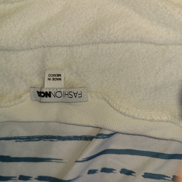 Crop top - Picture 3 of 3